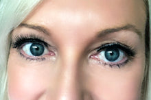 Load image into Gallery viewer, Corporate Queen